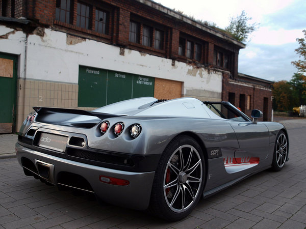 edo_koenigsegg-ccr-evo-817-2010_r7.jpg