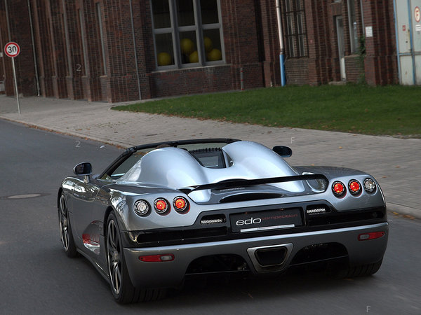 edo_koenigsegg-ccr-evo-817-2010_r13.jpg