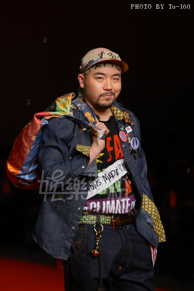 HKFW2010-D3M4_134.jpg