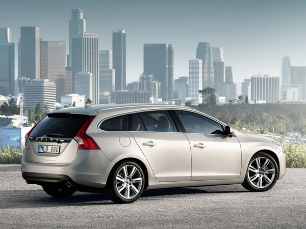 volvo_v60-2010_m3.jpg