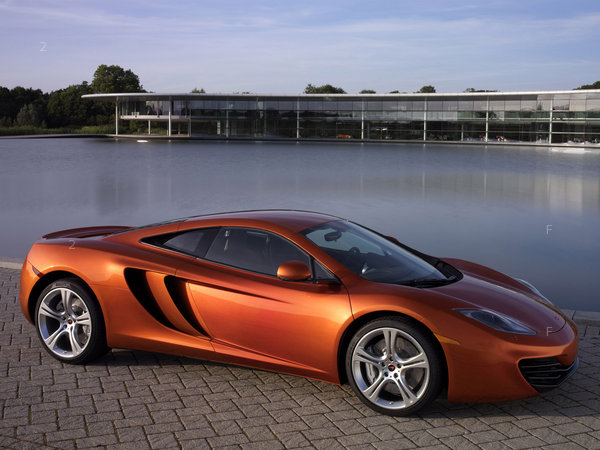 mclaren_mp4-12c-2010_r15.jpg