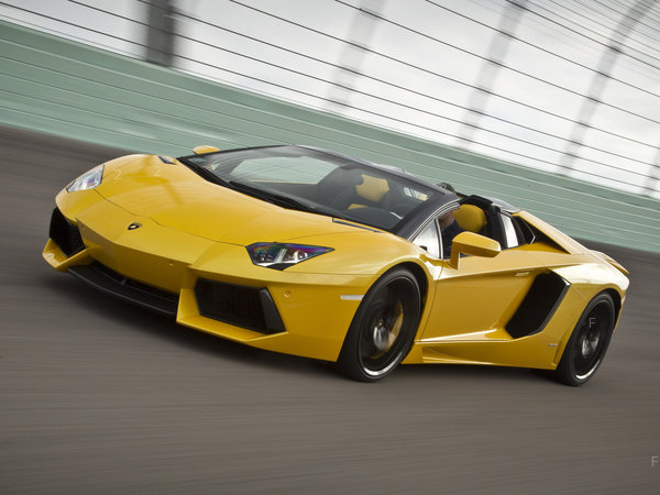 lamborghini_aventador-lp700-4-roadster-2013_r31_jpg.jpg