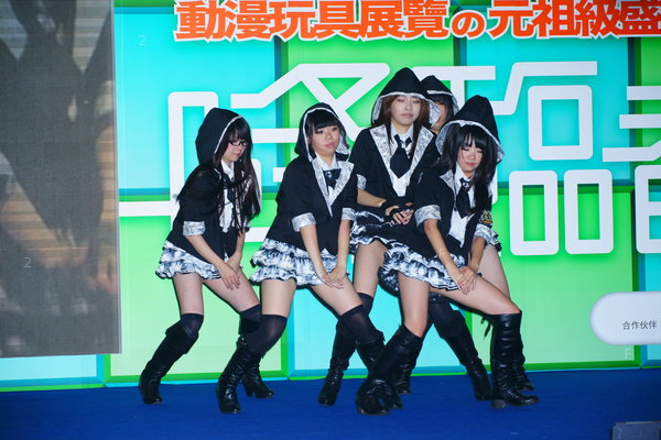 C3-Expo11-AKB48-b_10.jpg