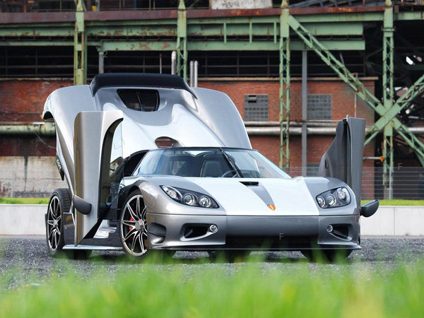 edo_koenigsegg-ccr-evo-817-2010_r15.jpg