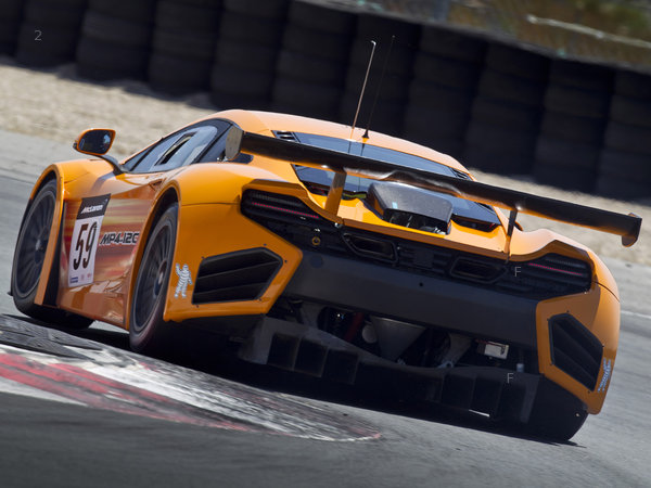 mclaren_mp4-12c-gt3-2011_r33.jpg