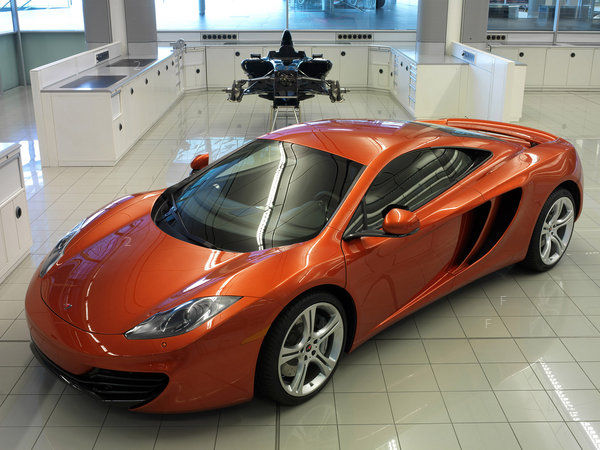 mclaren_mp4-12c-2010_r13.jpg