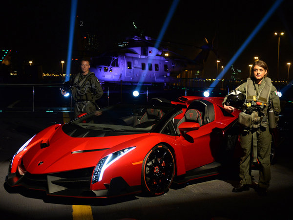 lamborghini_veneno-roadster-2014_r12_jpg.jpg