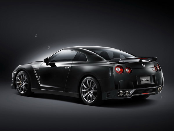 nissan_gt-r-2014_r14_jpg.jpg